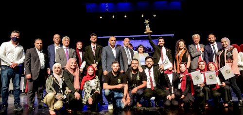 إنجاز فلسطين تفوز بـ"أفضل شركة طلابية على مستوى الوطن العربي" للعام 2021 عن الشركة الطلابية "كلين بالكو"