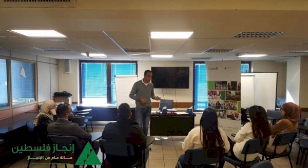 INJAZ Palestine holds several training sessions for its volunteers in the program “My Voice, My Rights”
