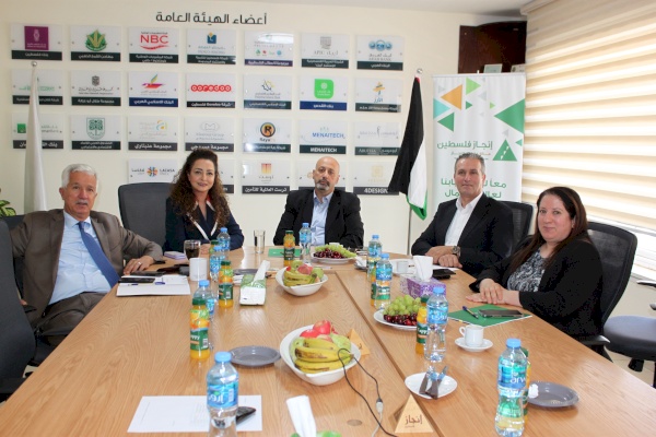 مجلس إدارة إنجاز فلسطين يعقد اجتماعه الدوري