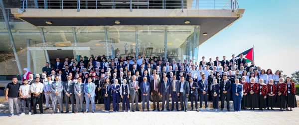 إنجاز فلسطين تختتم النسخة الثامنة عشرة من برنامج الشركة الطلابية وتتوج الفائزين لعام 2026